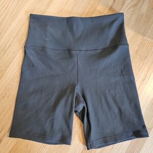 Athleta Elation Rib 7" Short